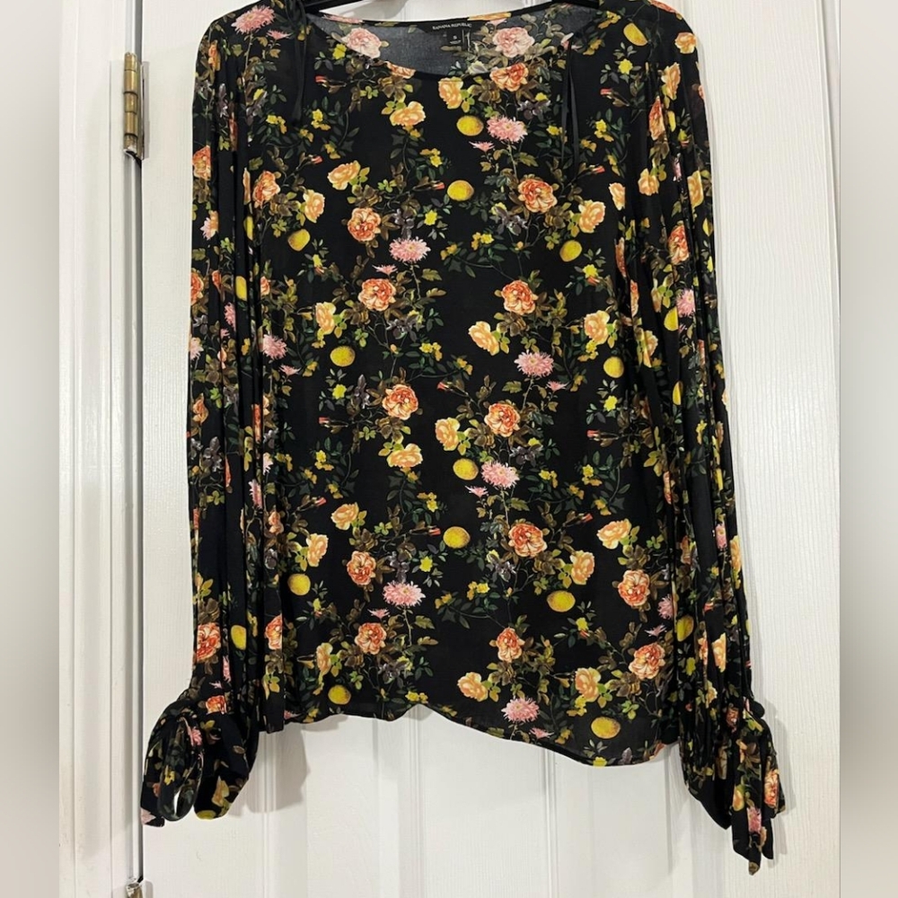 Banana republic top, size S